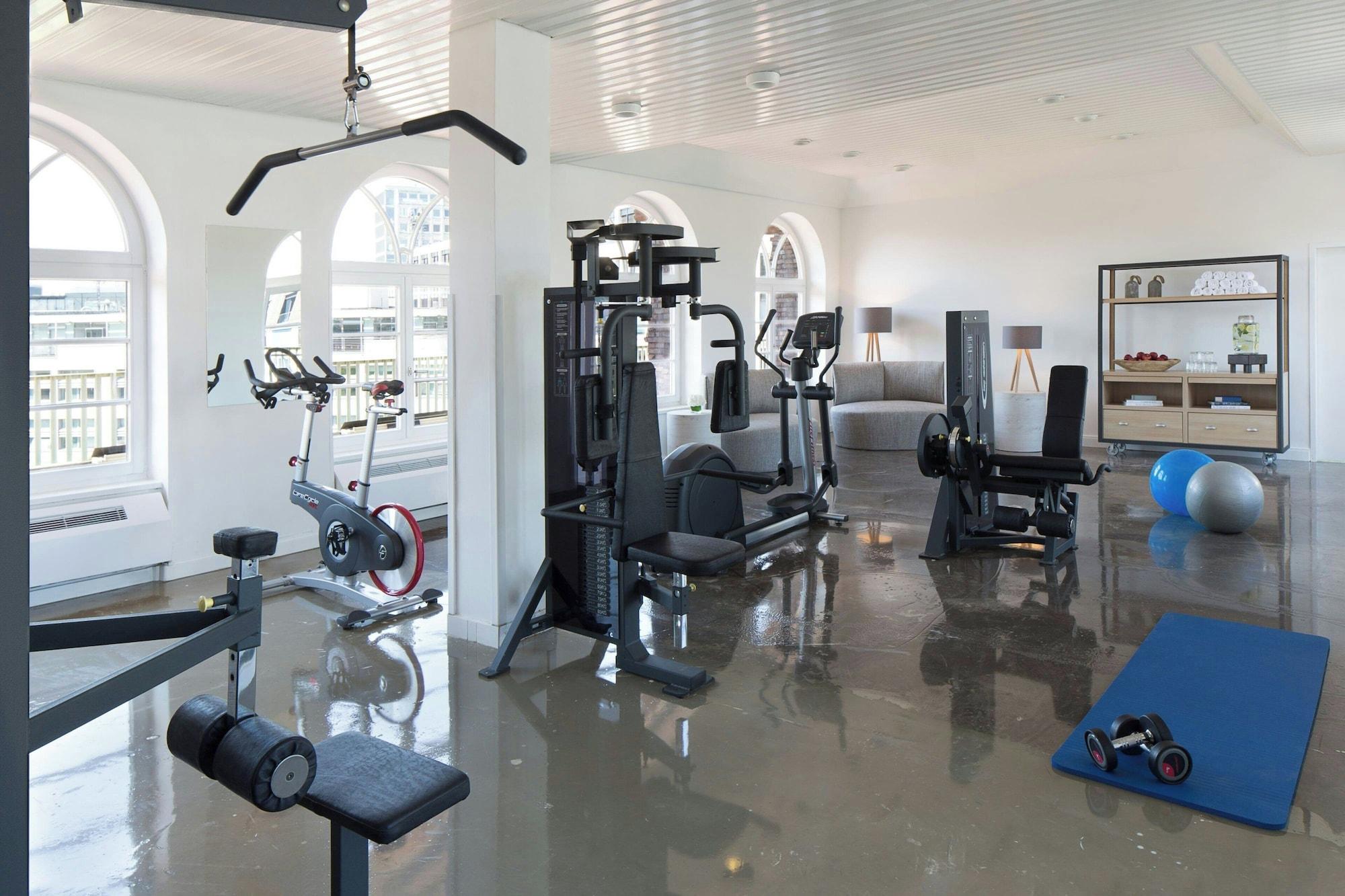 Gimnasio Renaissance Hamburg Hotel