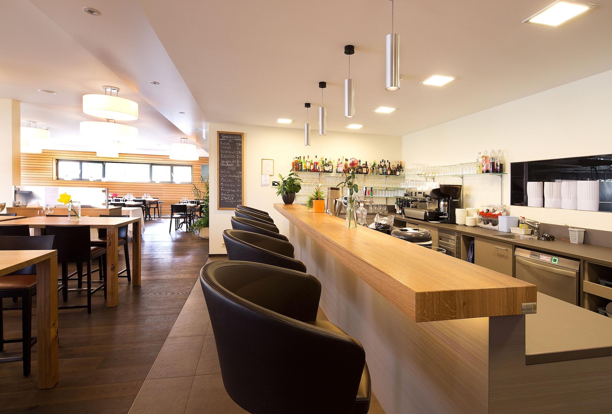 Bar/Salón Hôtel Glanis