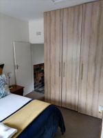 Alquiler Vacacional - SkyView, a spacious modern cottage.