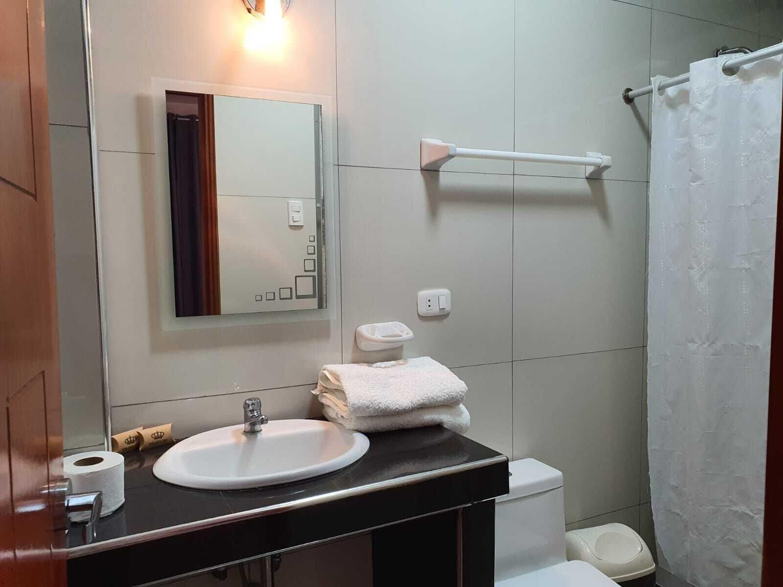 Equipamiento de Habitación Hotel Golden Sky