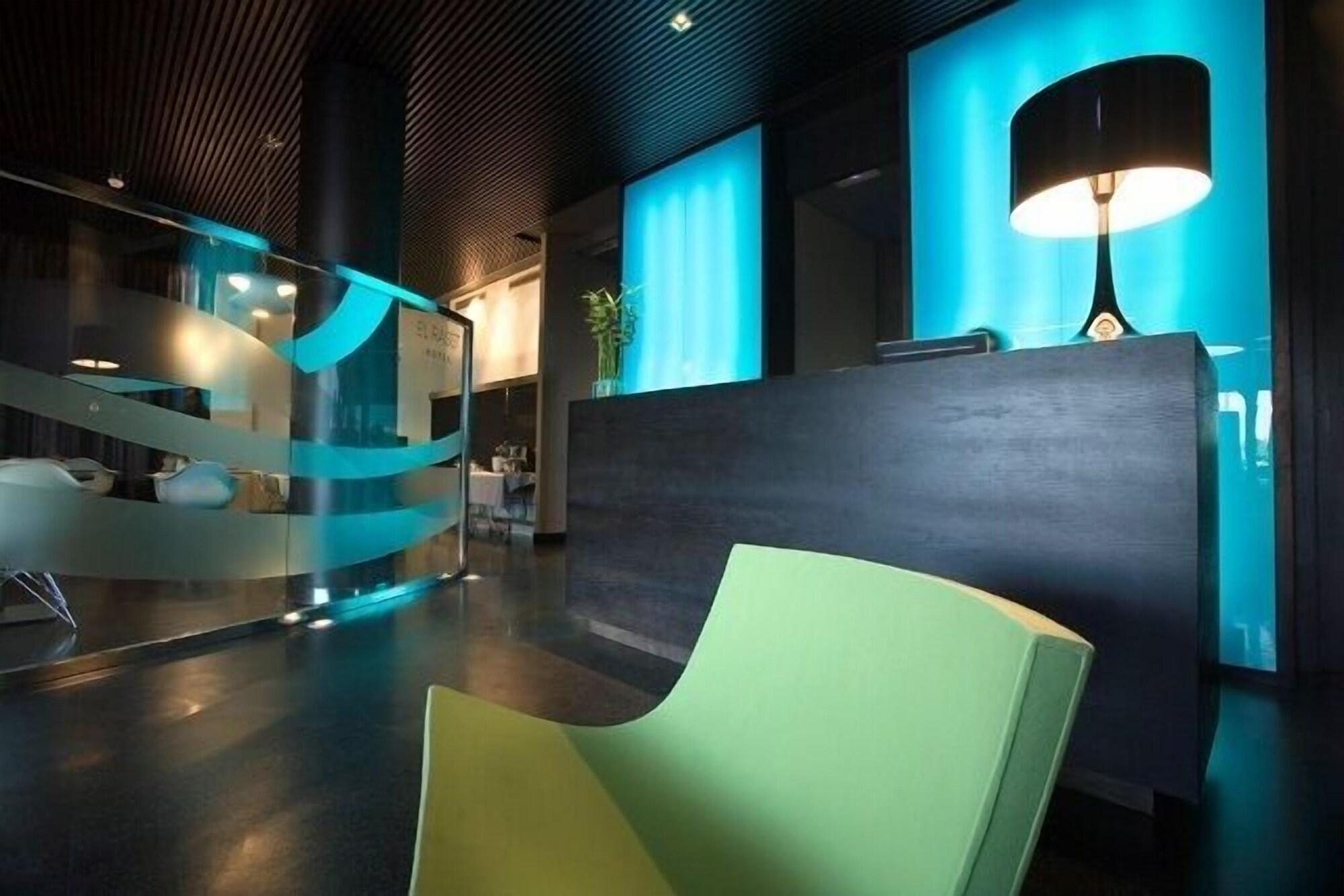 Vista Lobby Hotel El Raset