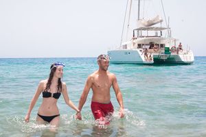 Actividad - Experiencia en el catamarán Magic Deluxe