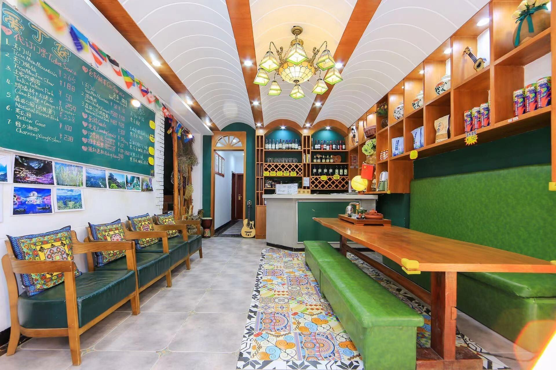 Vista Lobby Edinburgh Hostel