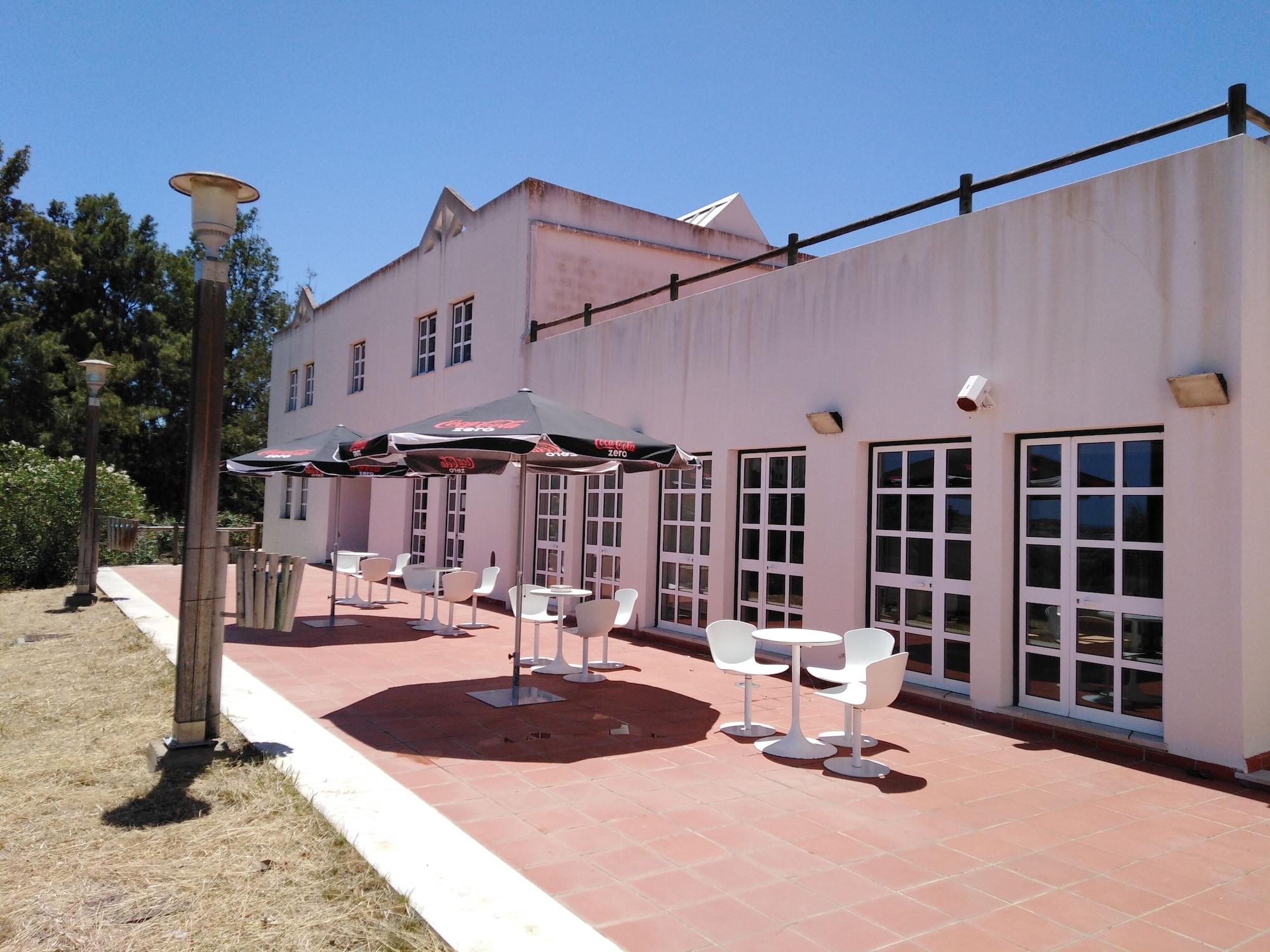 Vista Exterior HI Portimão – Pousada de Juventude - Hostel