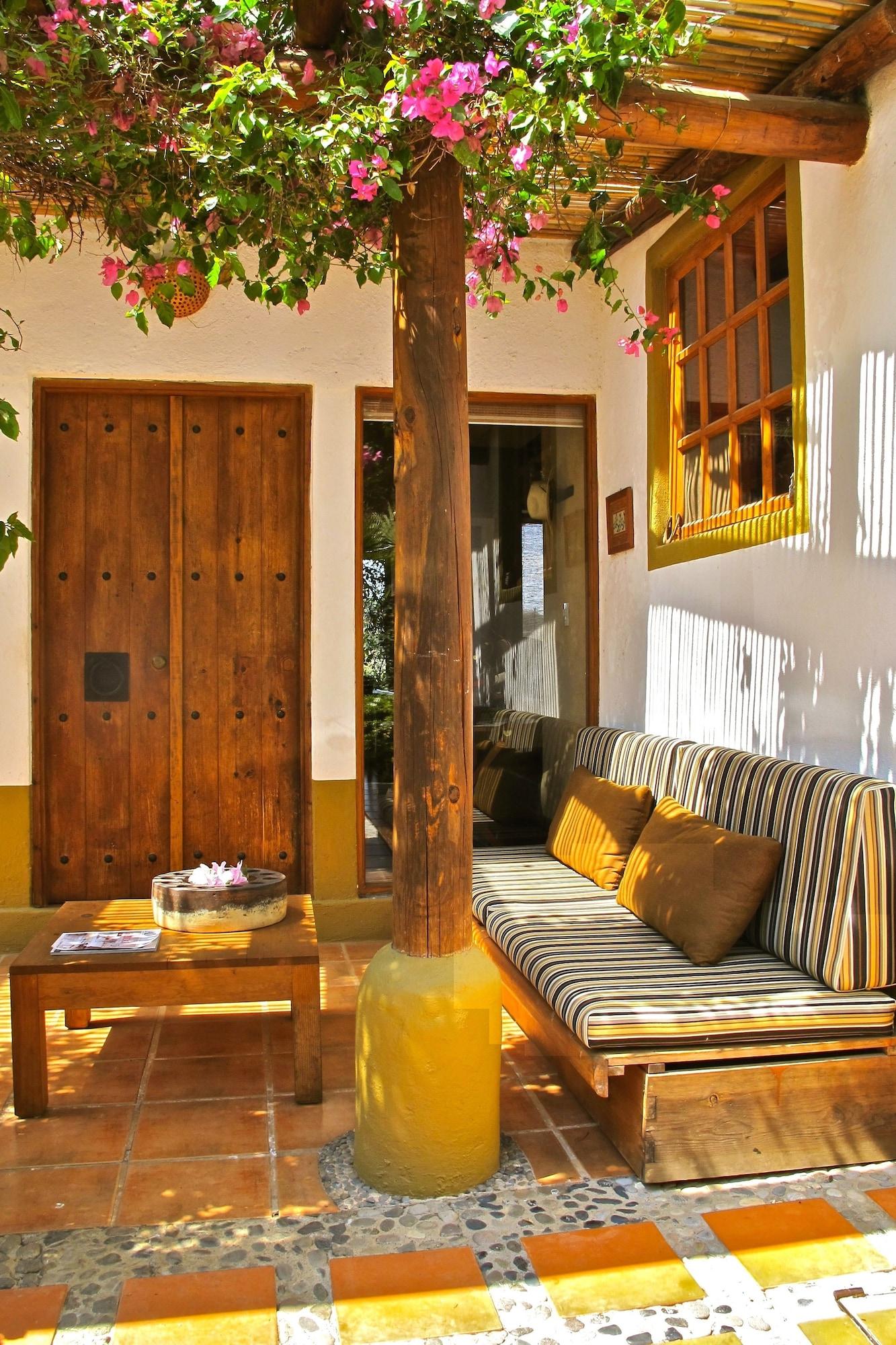Vista Lobby Las Luciérnagas