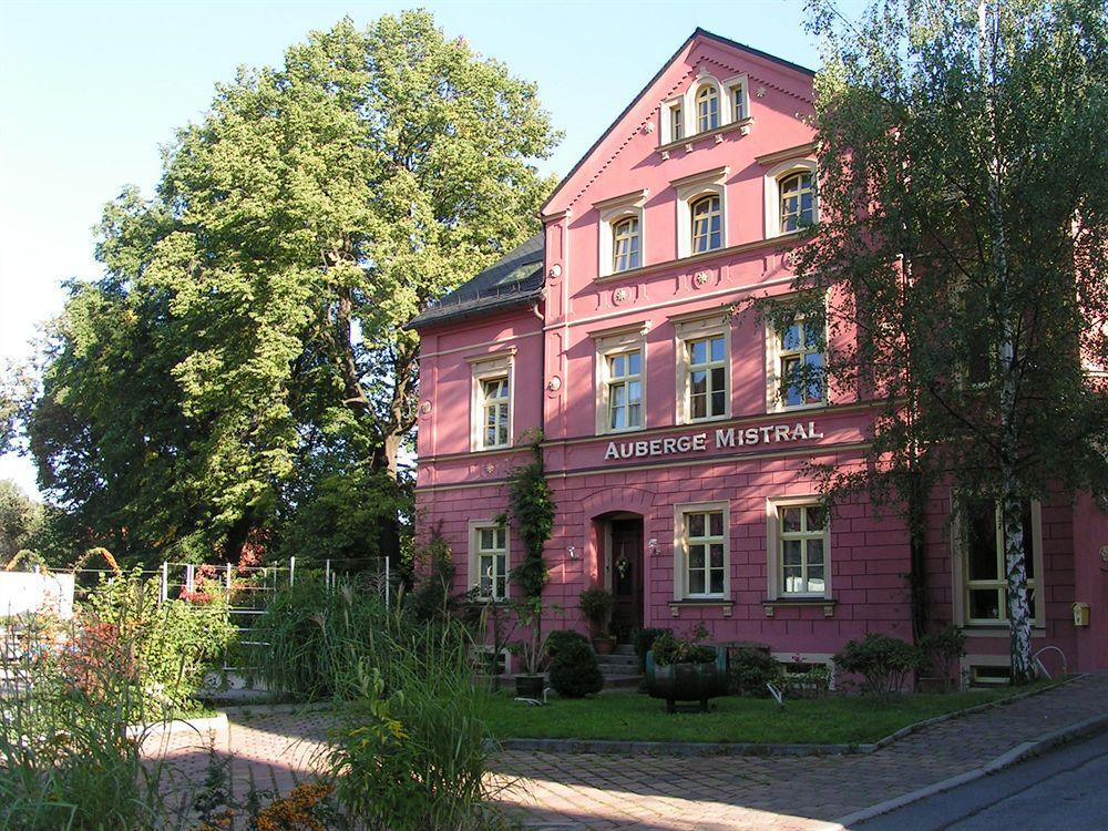 Vista Exterior Hotel Auberge Mistral