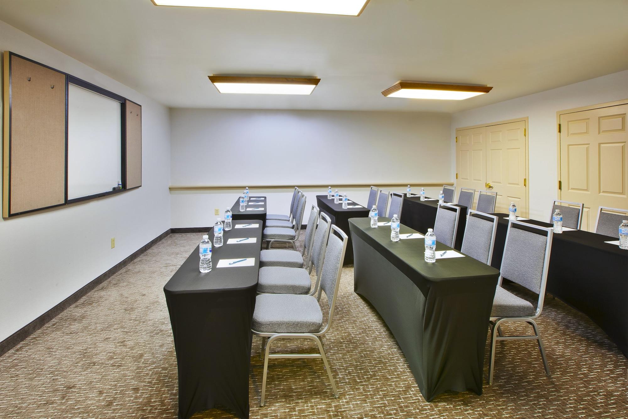 Sala de Reuniones Homewood Suites by Hilton Newark-Cranford