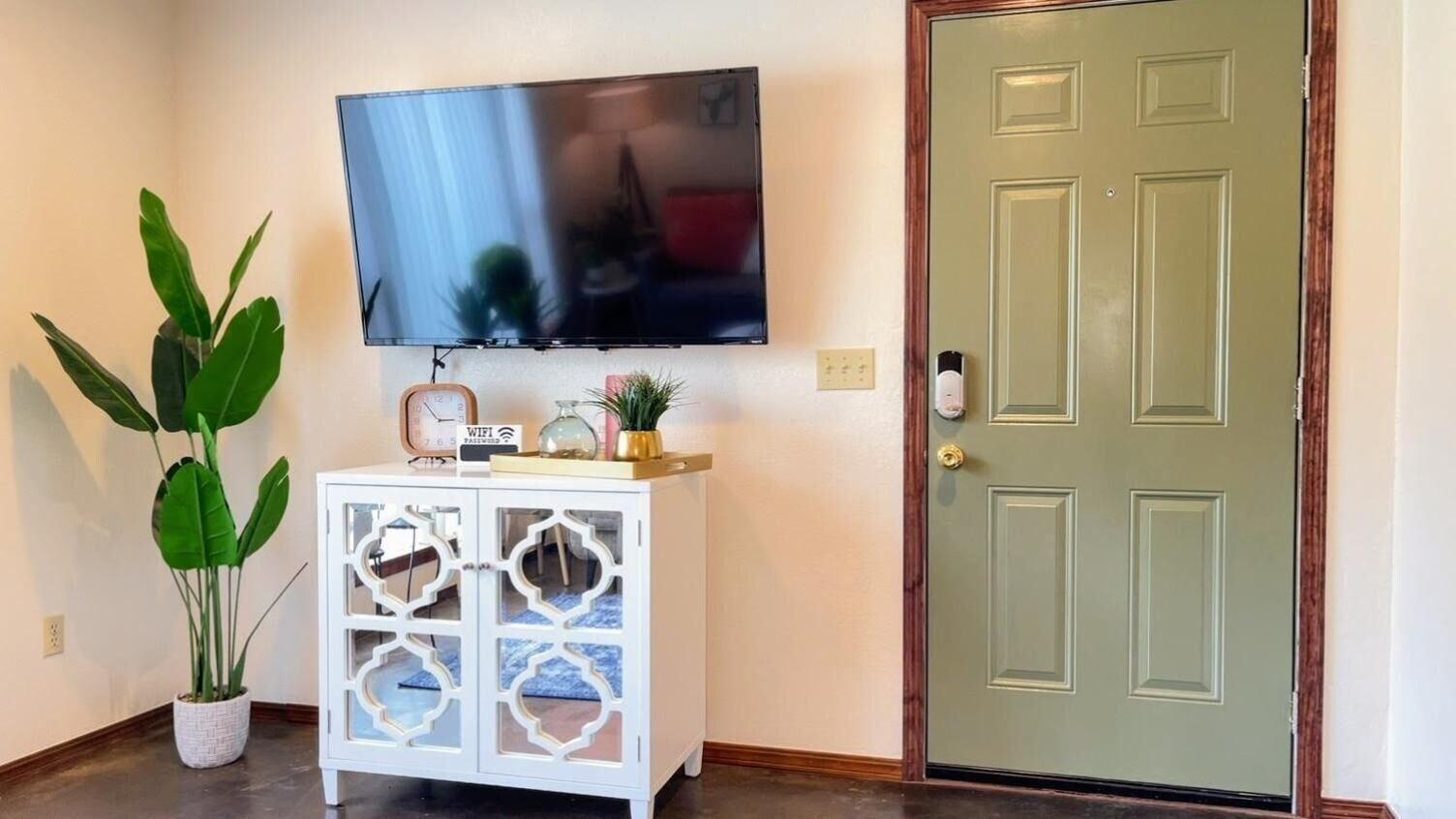 Habitación OU-2 Bedroom 1 bath next OU