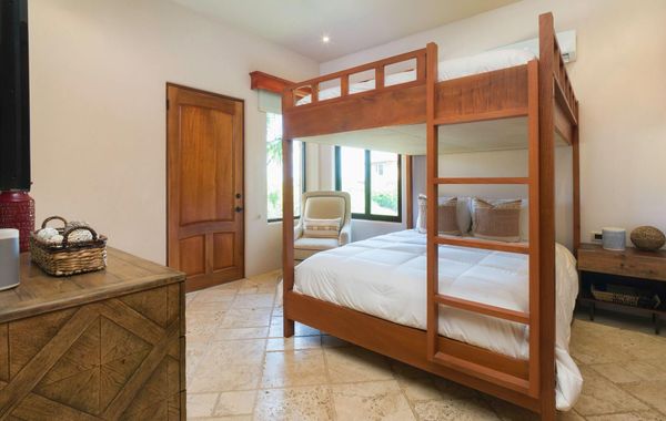 Experience a panoramic ocean view in this luxury 4 bedroom villa. - Hoteles en Playa Hermosa, Guanacaste: todo incluido, baratos y ofertas