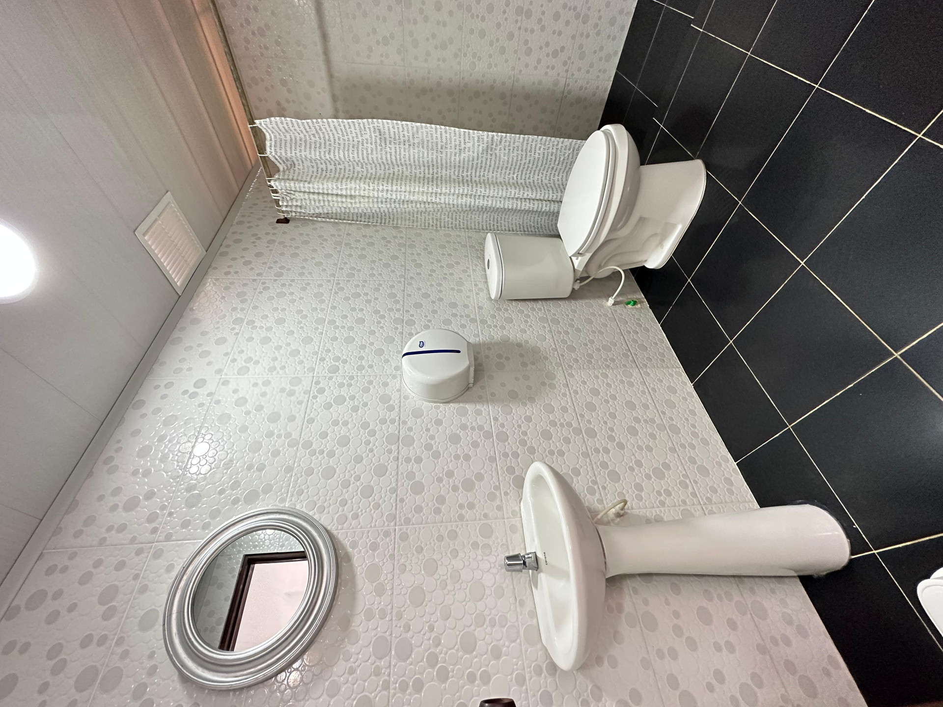 Baño Islands House Hotel
