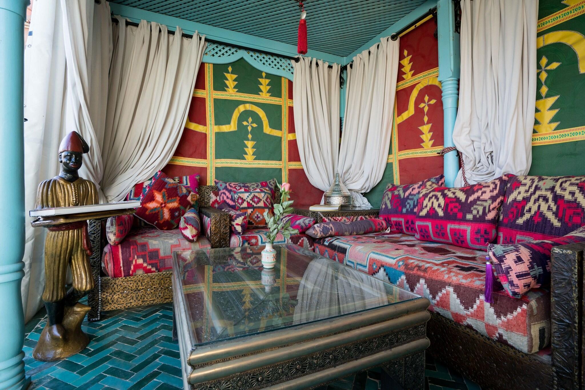 Vista Exterior Riad Hikaya