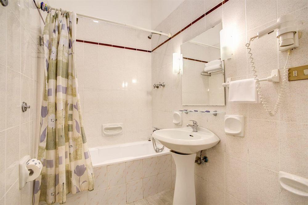 Equipamiento de Habitación Hotel D'Este