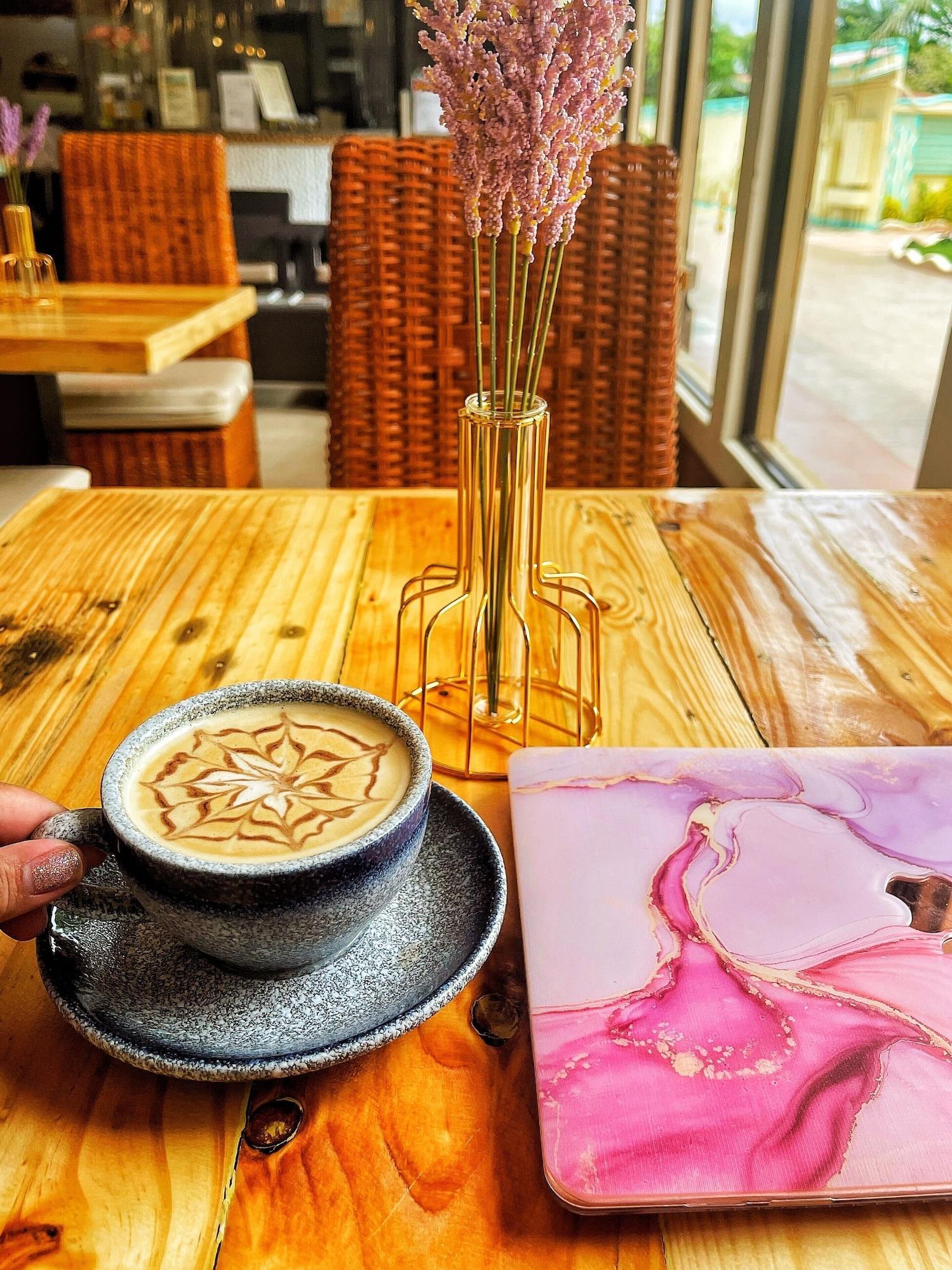 Restaurant Coconut Pension House