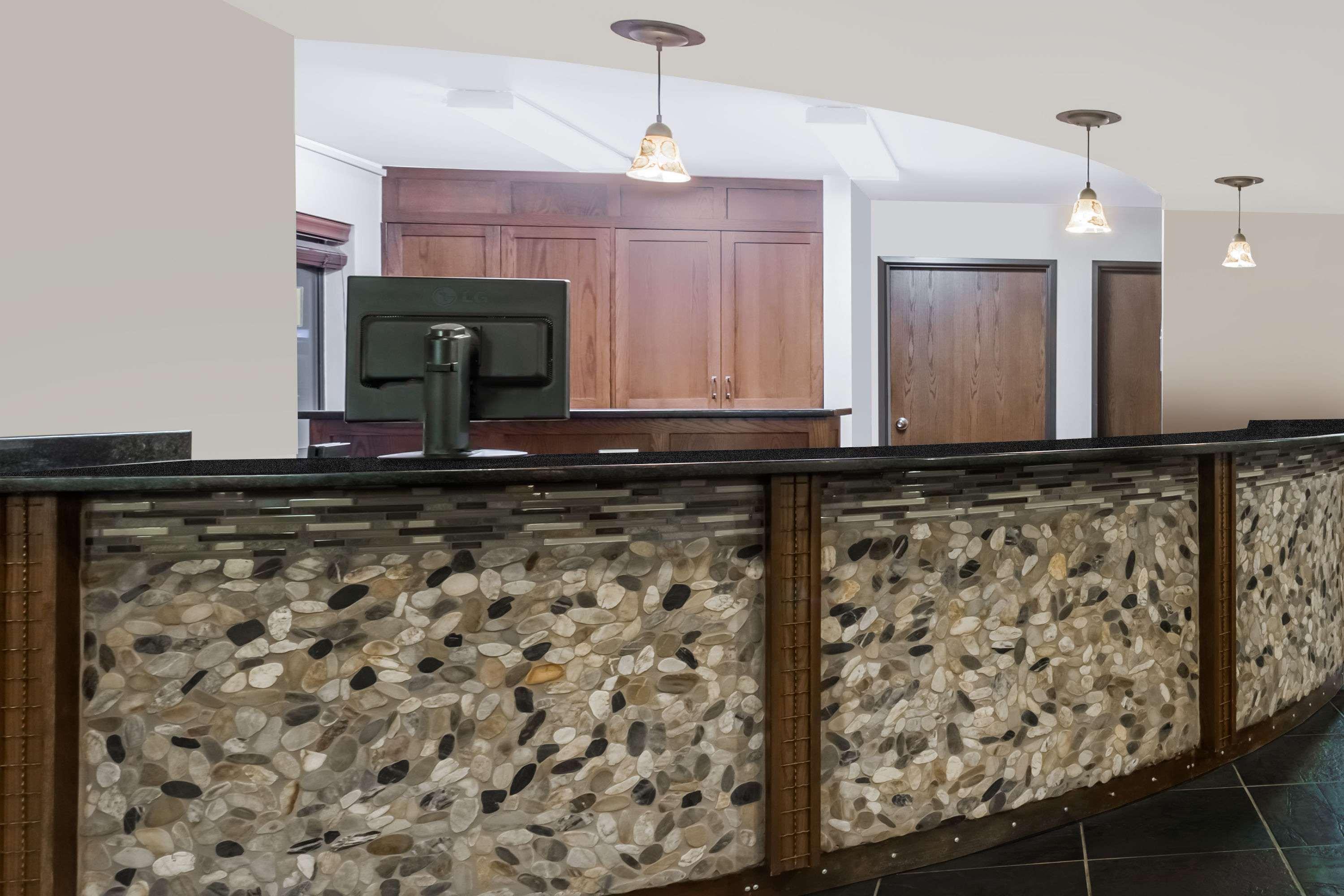 Vista Lobby Days Inn by Wyndham Sidney NE