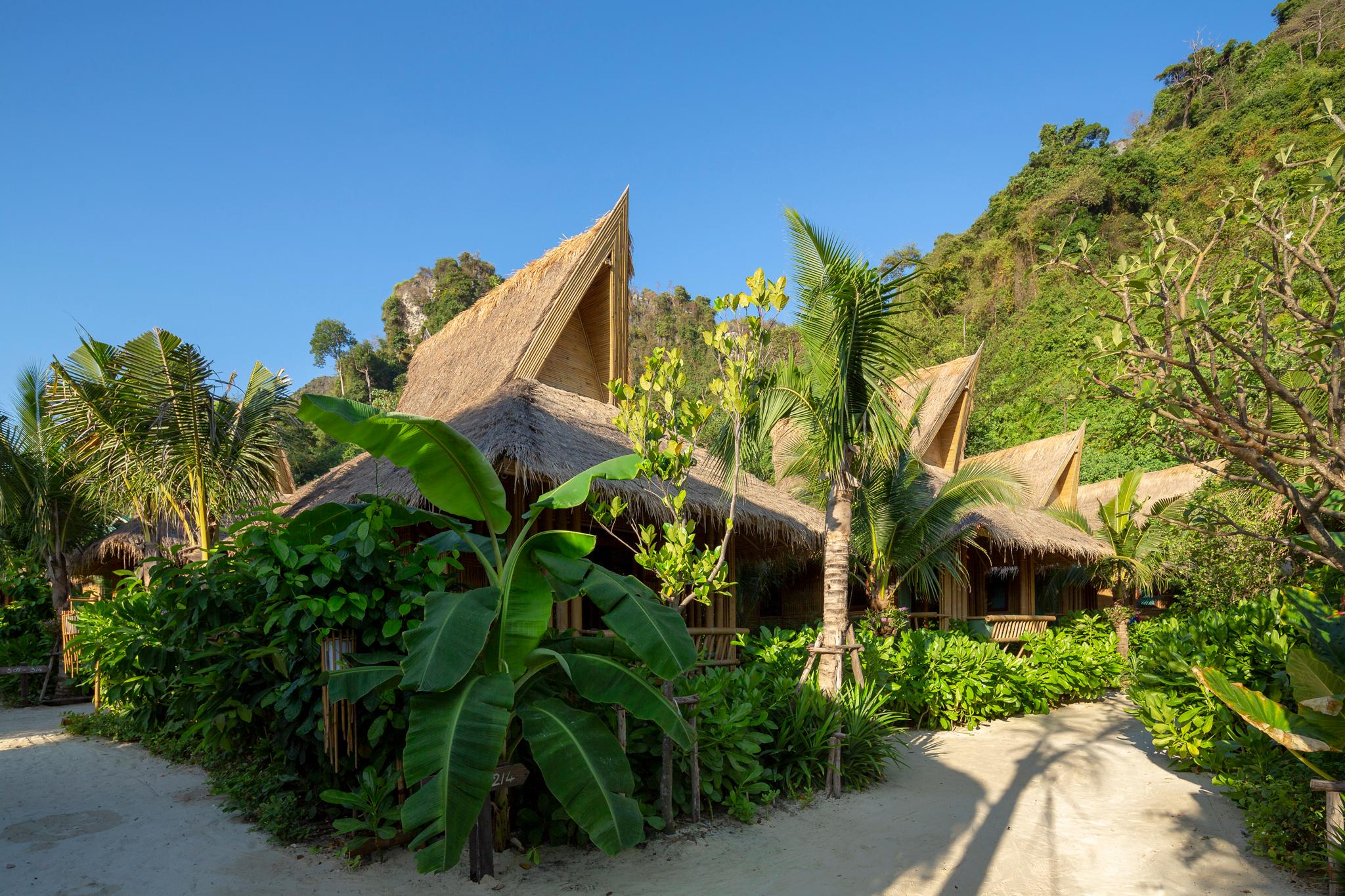 Vista Exterior Phi Phi CoCo Beach Resort