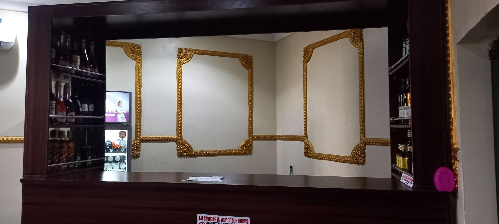 Bar/Salón Pecos Place Hotel & Suite