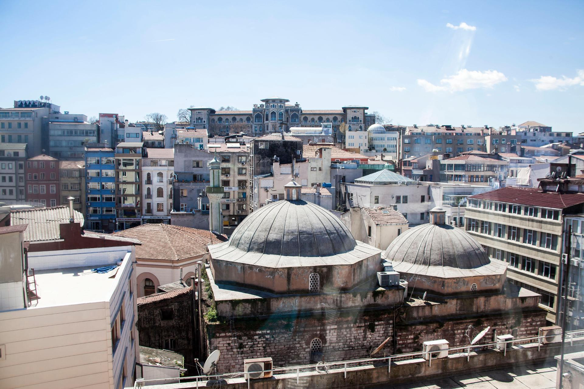 Instalaciones Recreativas Old Port Hotel