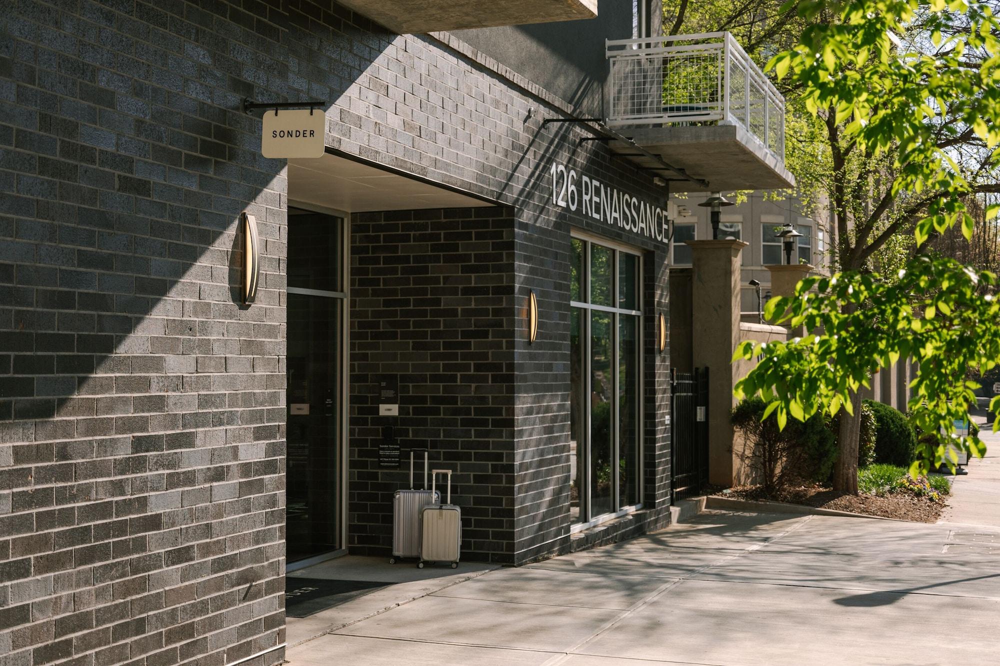 Vista Exterior Midtown South