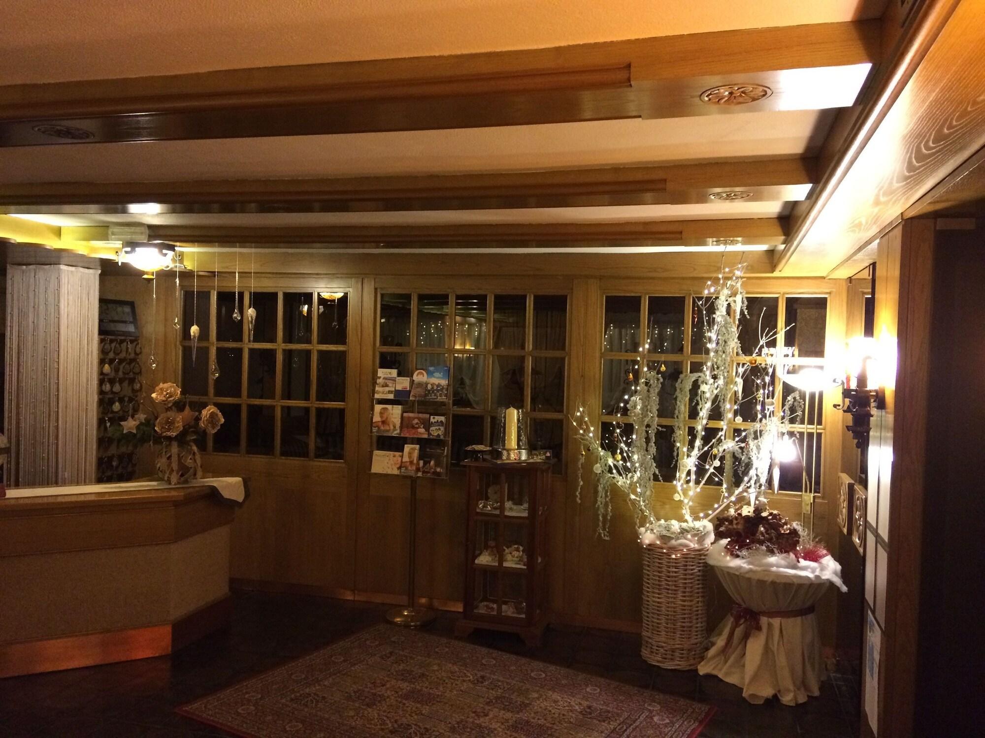 Vista Lobby Hotel Dal Bon