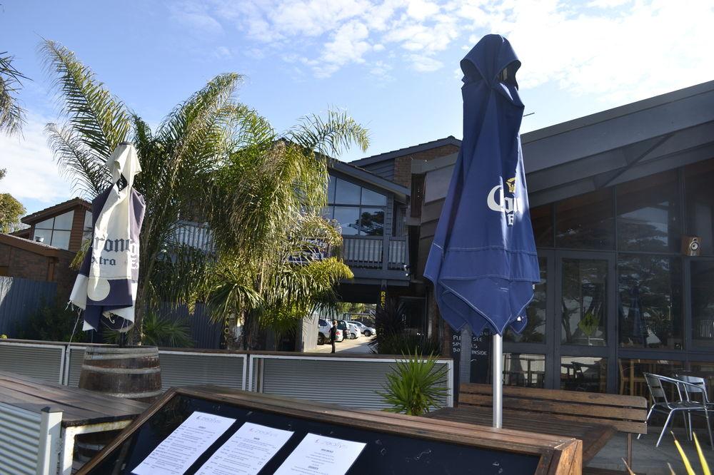 Vista Exterior Surf City Motel