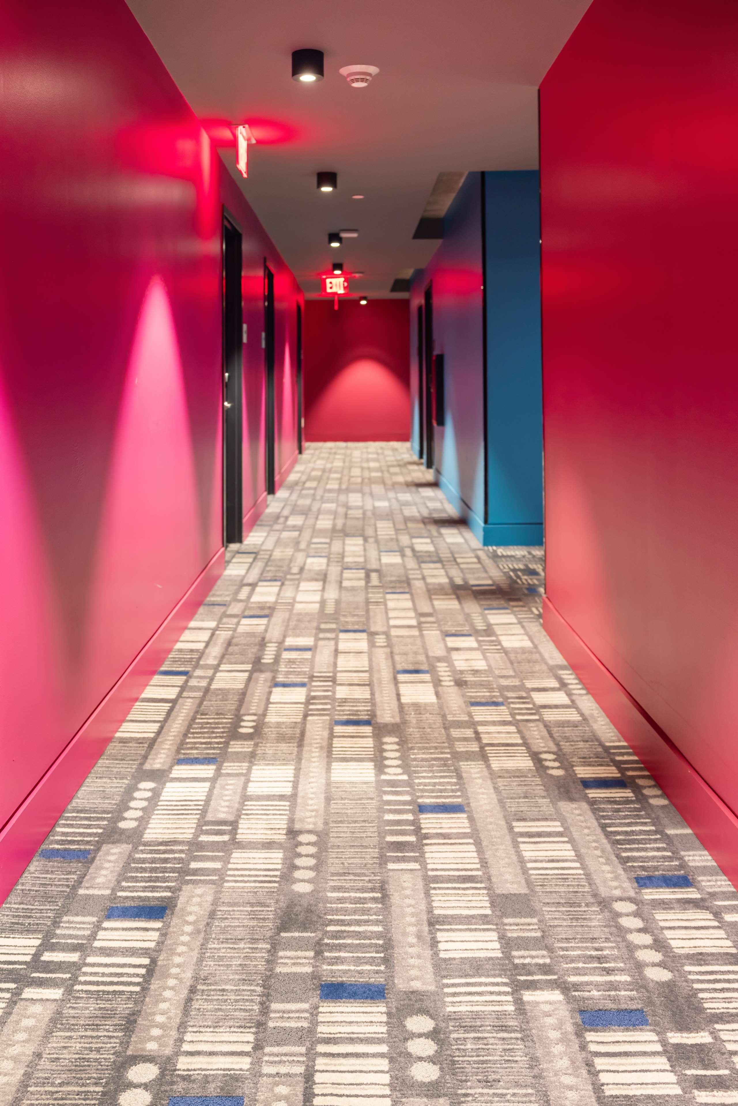 Vista Lobby Lorenzo Hotel Dallas, Tapestry Collection by Hilton