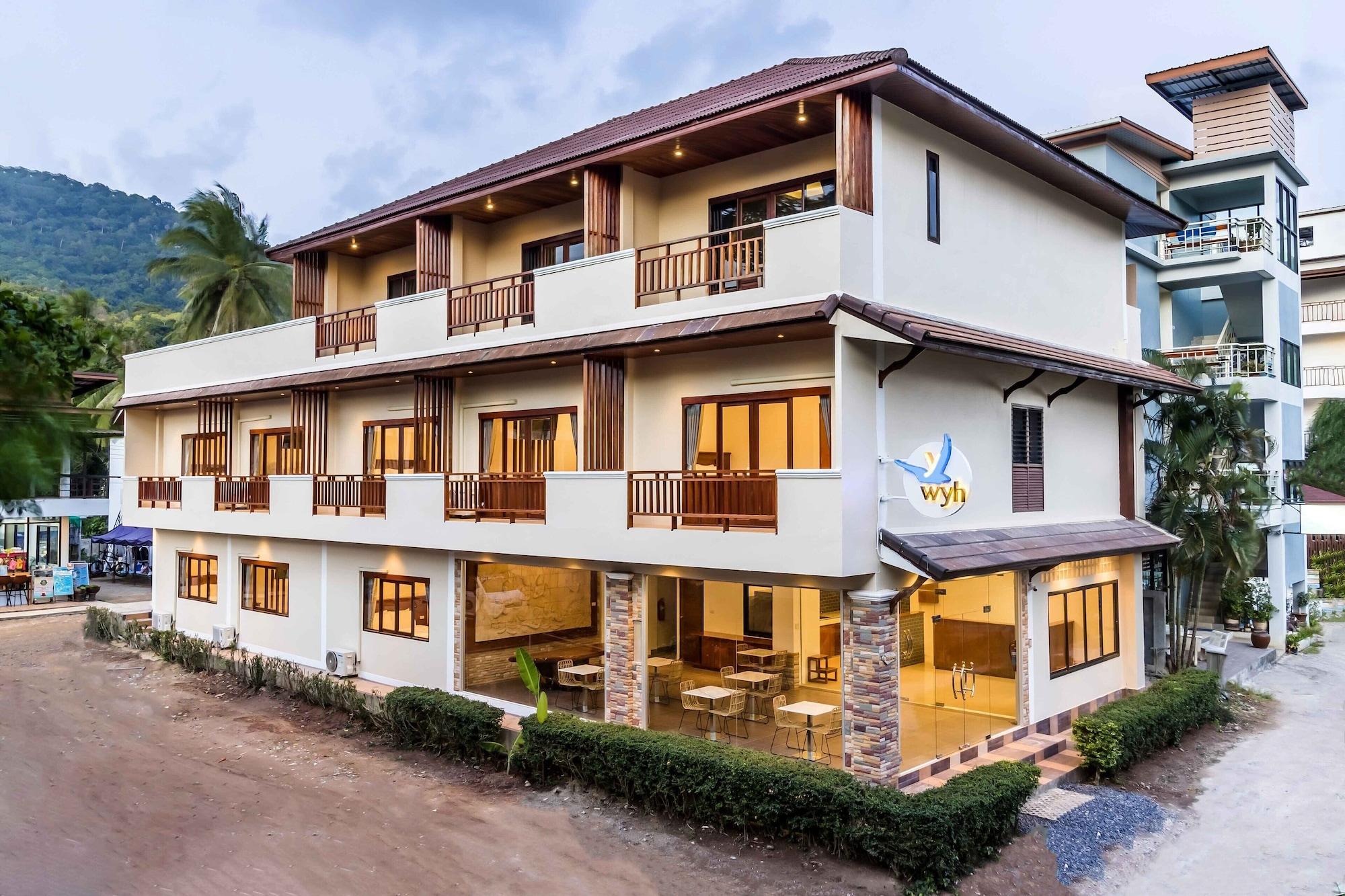 Varios Wyh Hotel