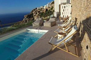 Alojamiento - ANDELIAS SIGNATURE SUITES