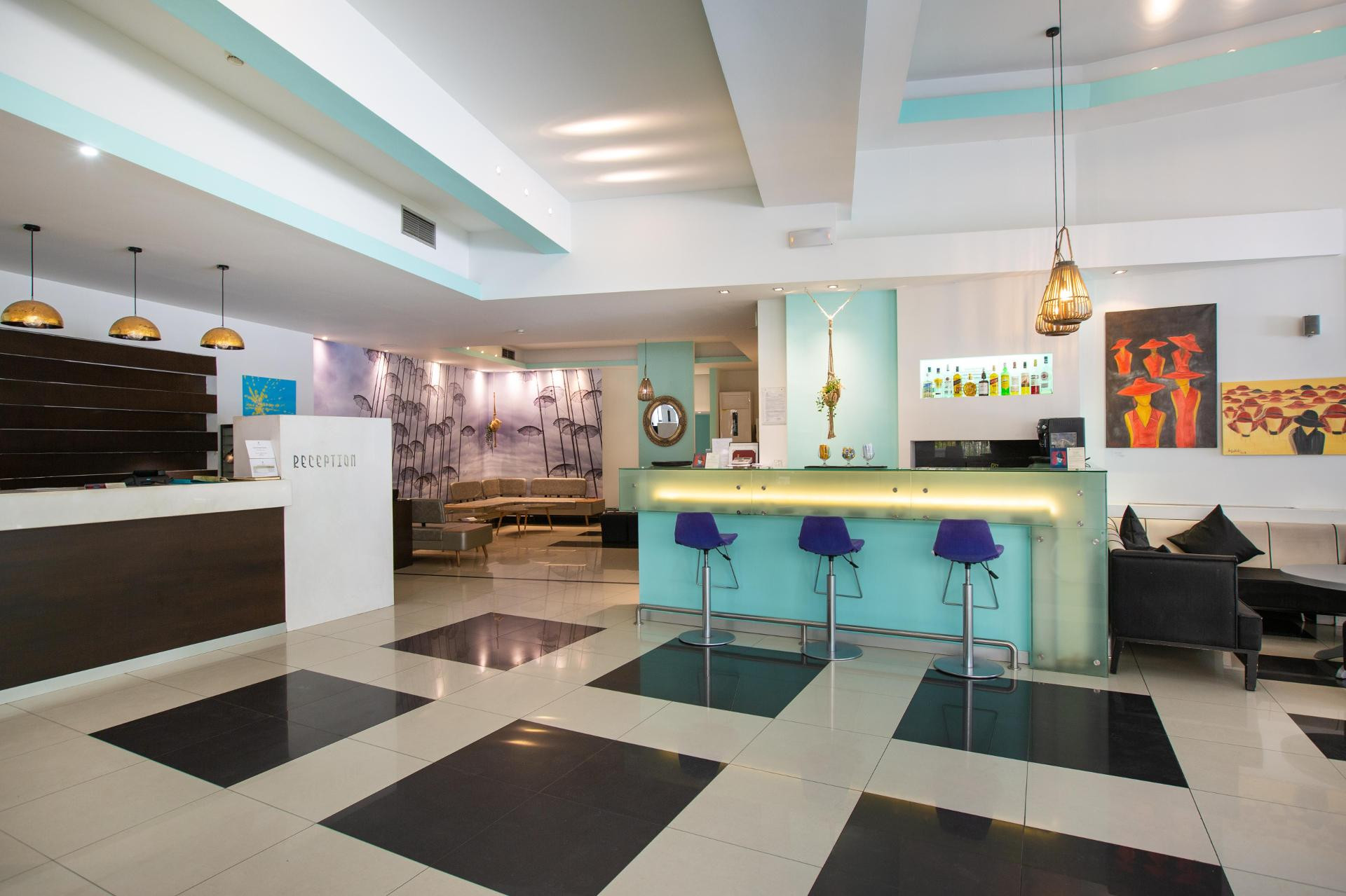 Vista Lobby Metropolitan Hotel