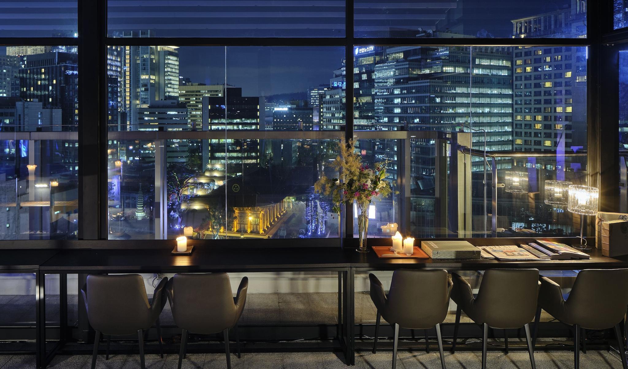 Bar/Salón NINE TREE BY PARNAS SEOUL INSADONG