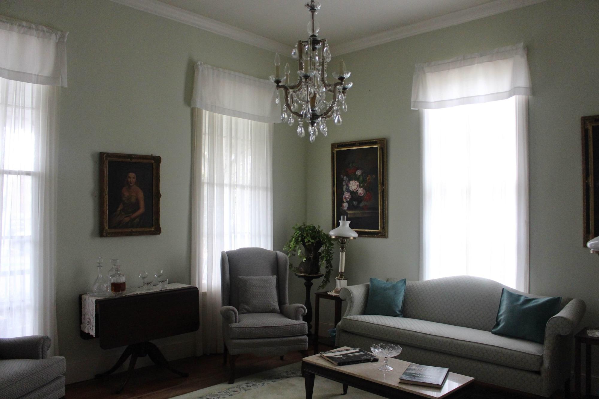 Vista Lobby Riverboat Bed & Breakfast