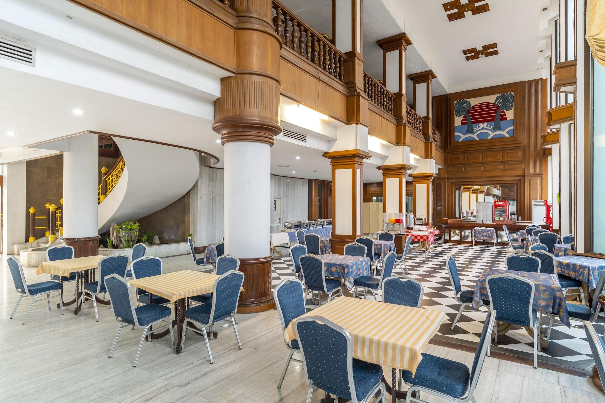 Restaurant Welcome Plaza Hotel