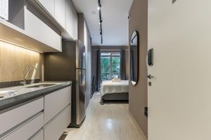 Paquete - Studio moderno com varanda perto do Metrô Ana Rosa Av Paulista e Pq Ibirapuera