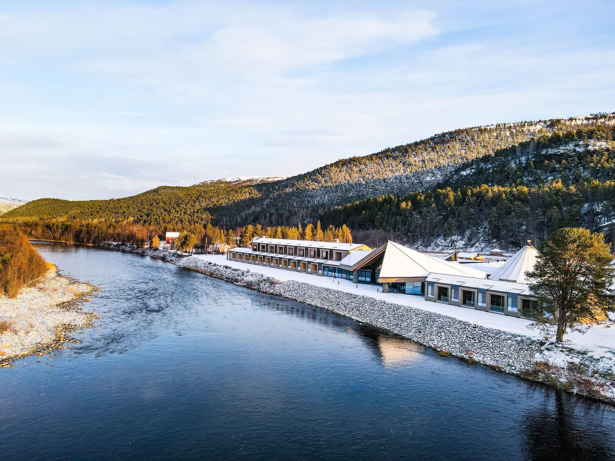 Vista Exterior Sorrisniva Arctic Wilderness Lodge