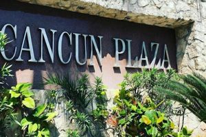 Cancun Plaza Condo Hotel