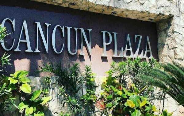Cancun Plaza Condo Hotel - Hoteles cerca del Aeropuerto de Cancún