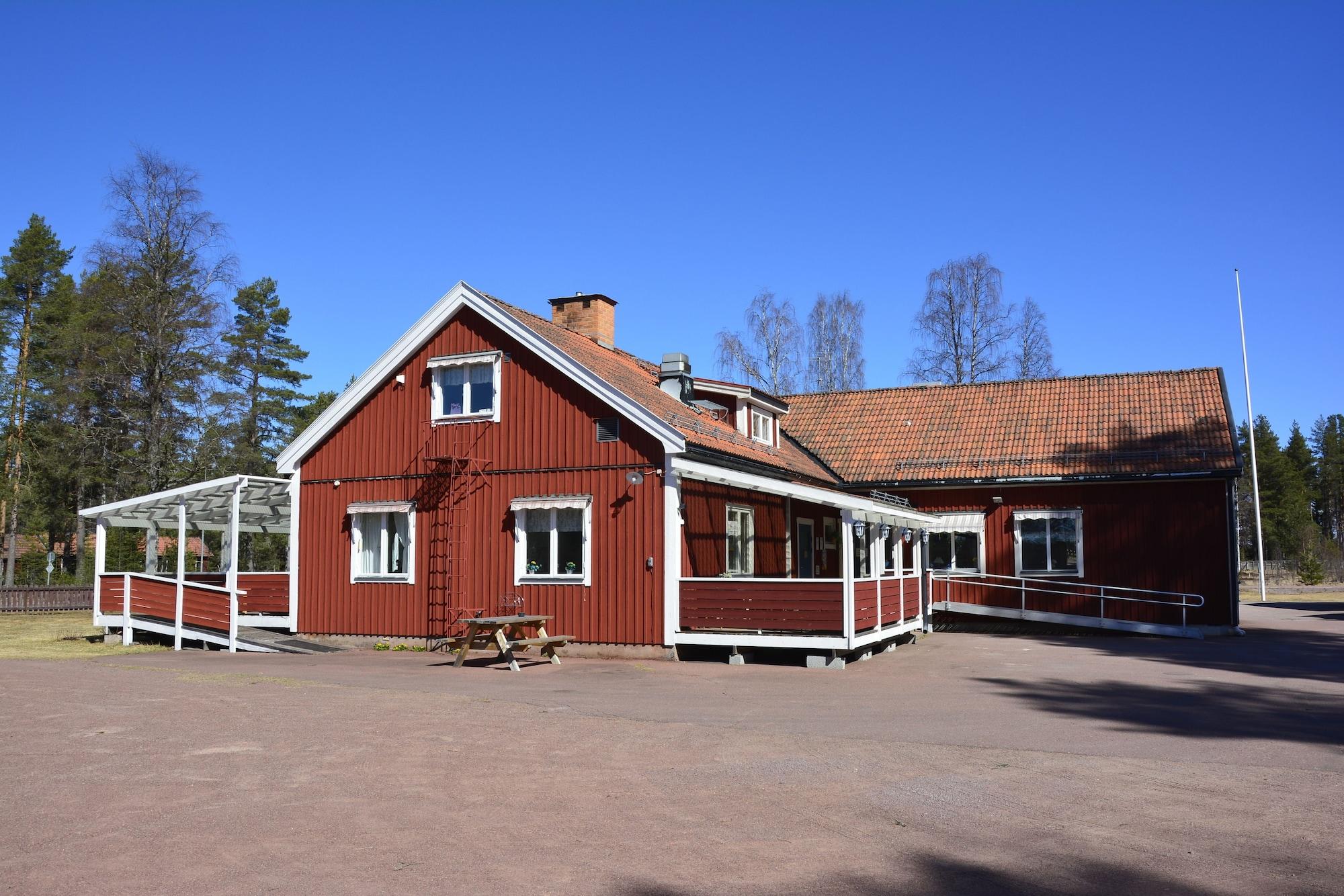 Vista Exterior Siknäs Vandrarhem - Hostel