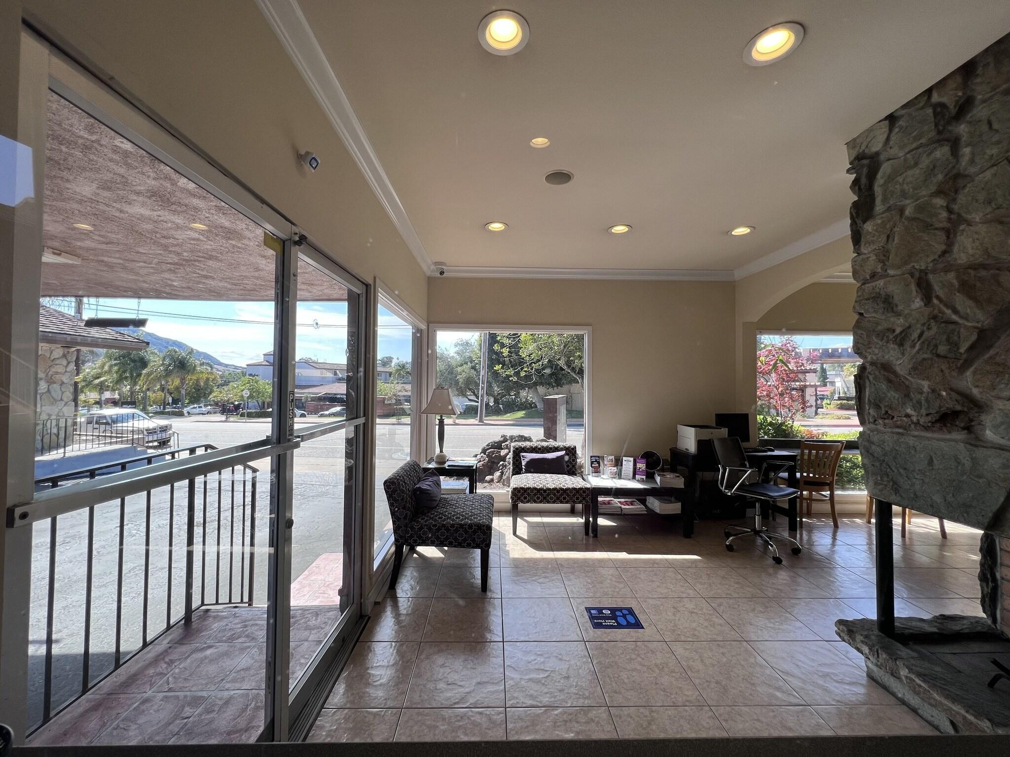Vista Lobby Inn at San Luis Obispo