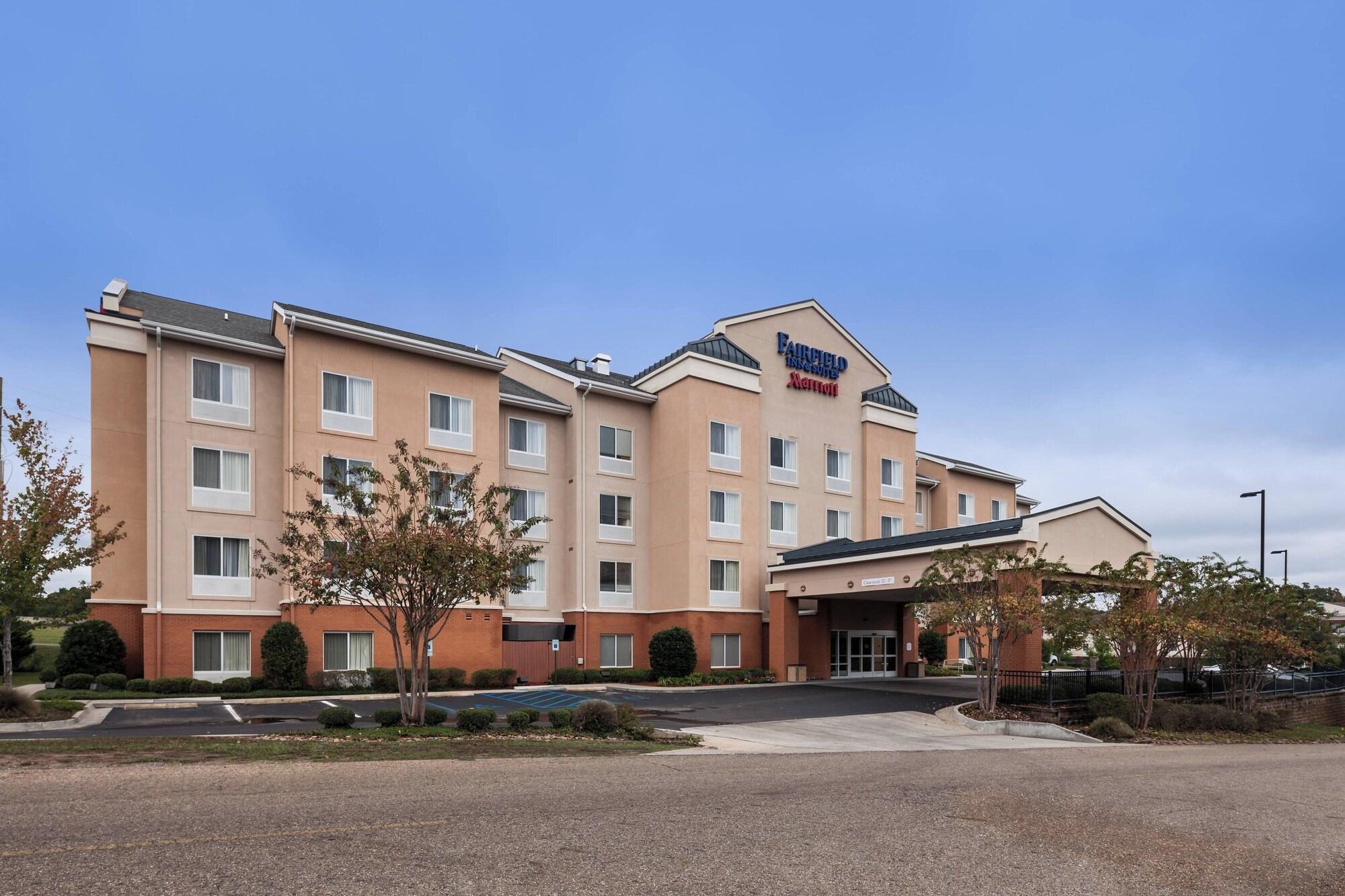 Vista Exterior Fairfield Inn & Suites Ruston