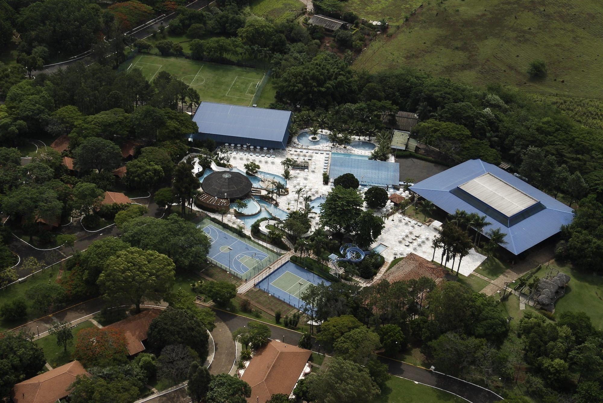 Vista Exterior Hotel Estância Barra Bonita