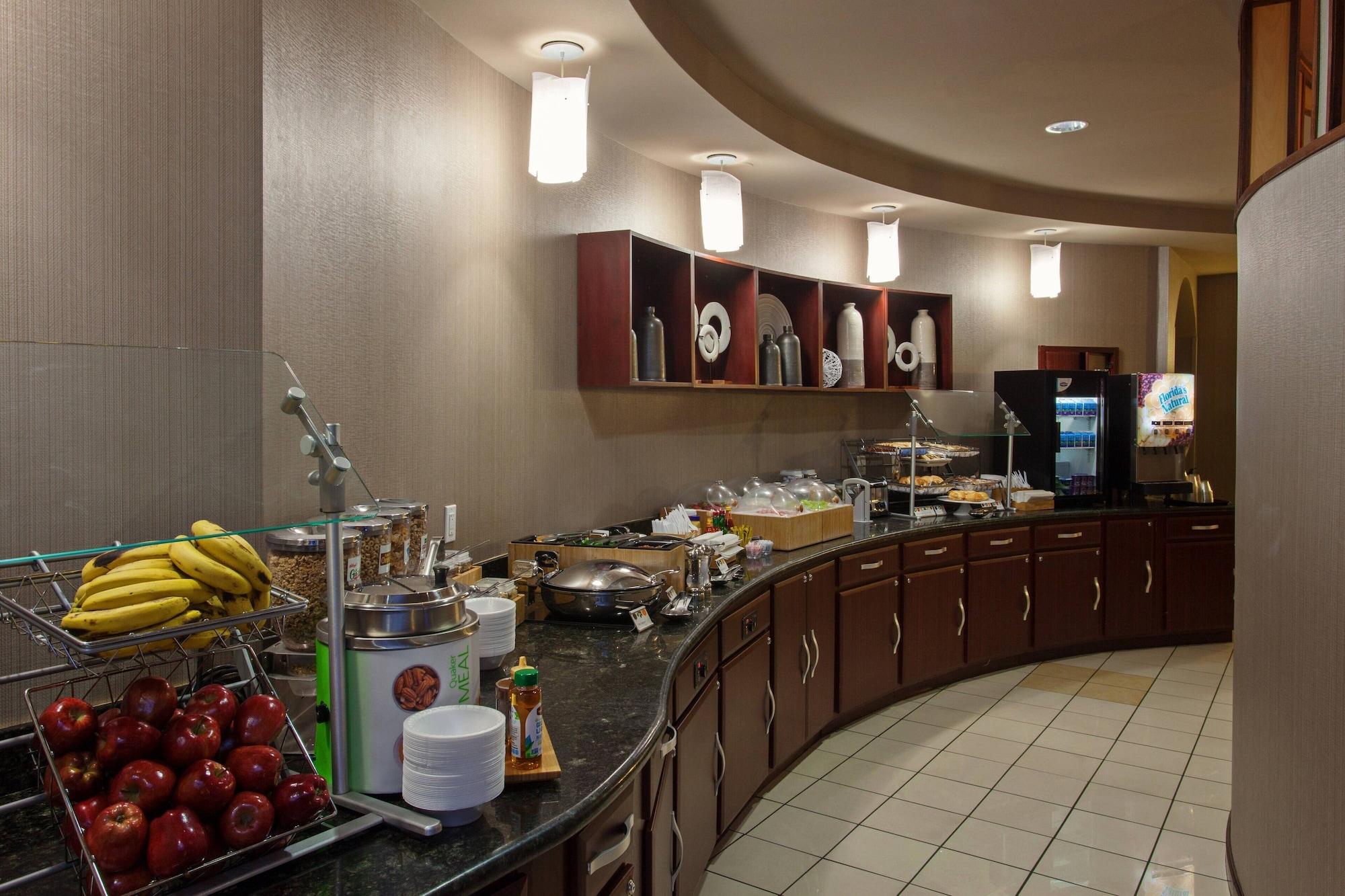 Restaurant SpringHill Suites by Marriott El Paso