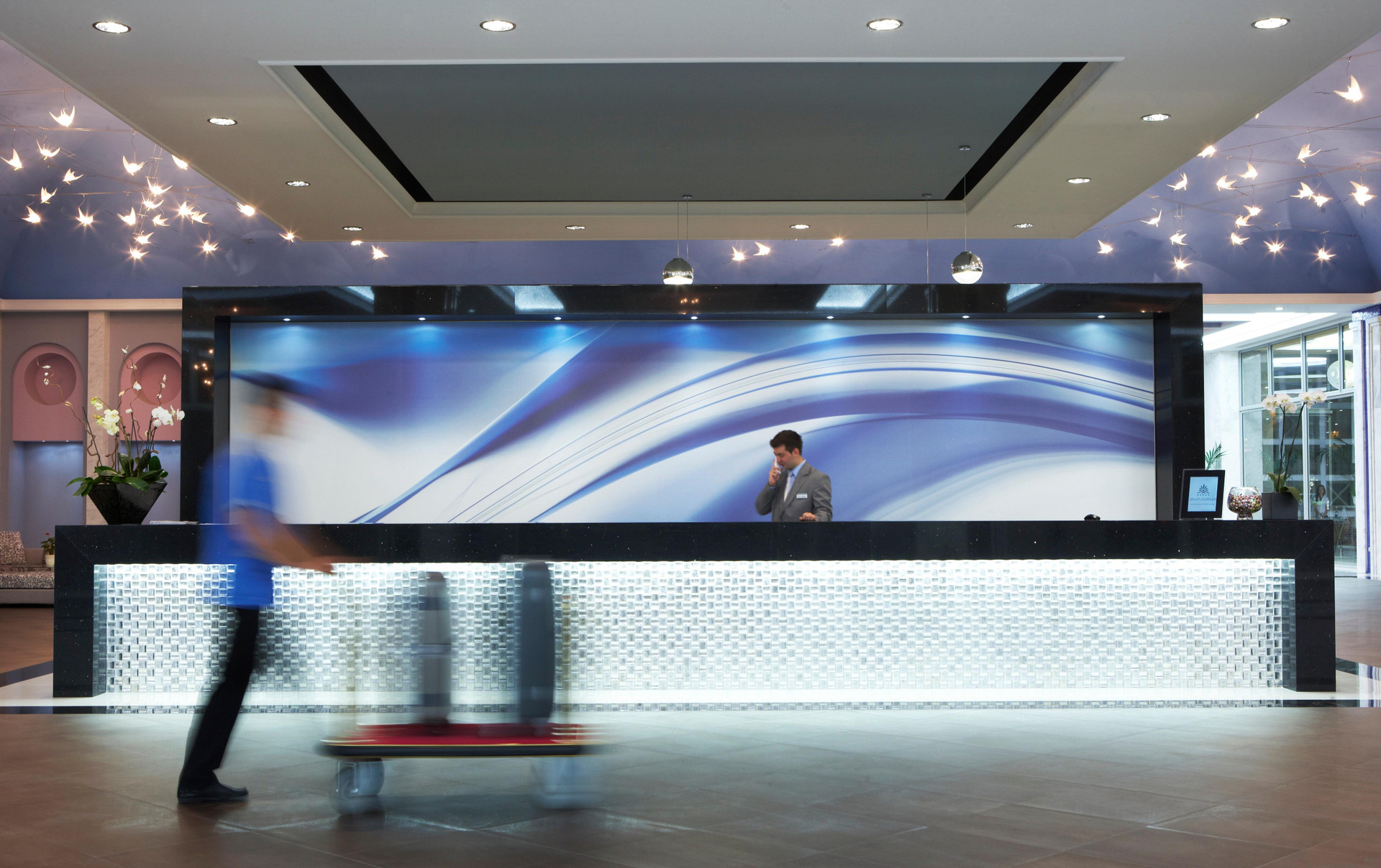 Vista Lobby Atrium Platinum Luxury Resort Hotel & Spa