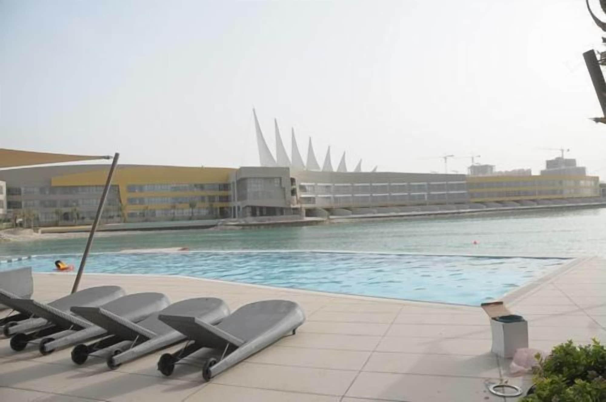 Vista Piscina Dragon Beach Hotel