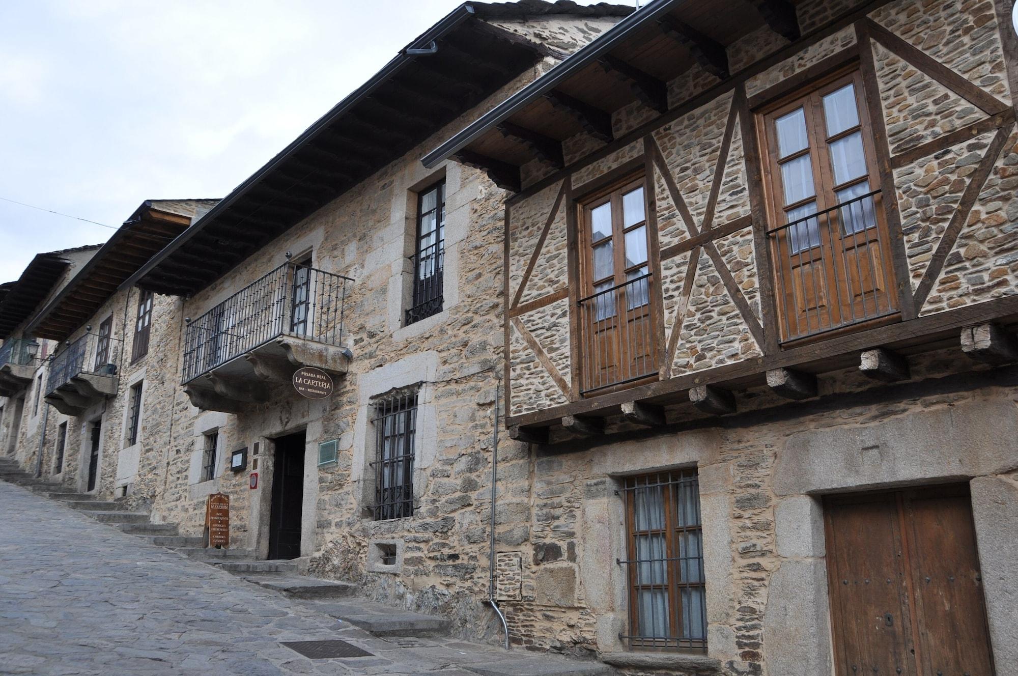 Vista Exterior Posada Real La Carteria