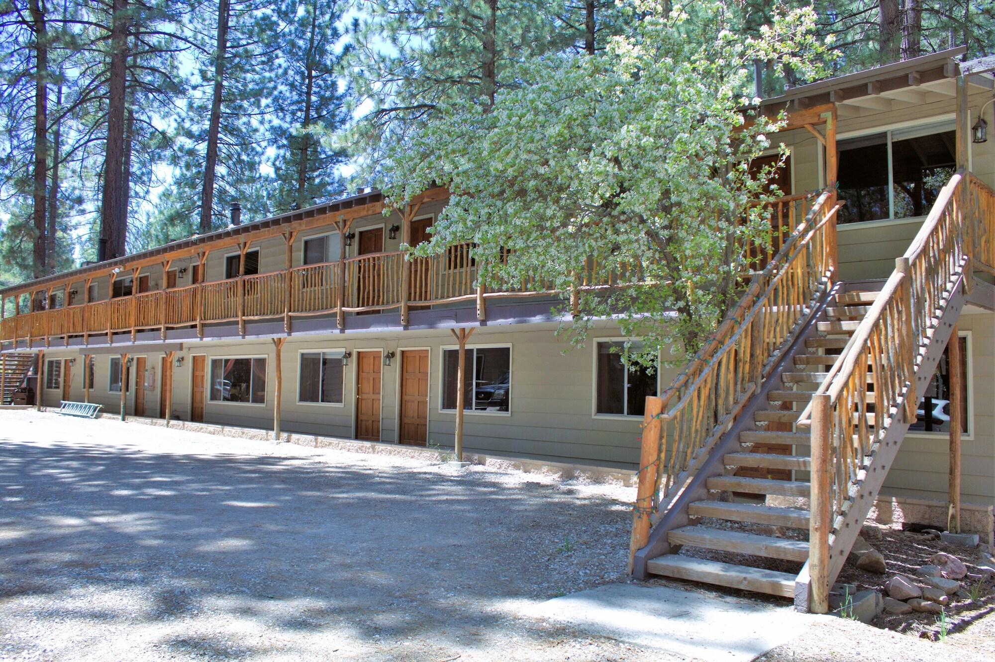 Vista Exterior Goldmine Lodge