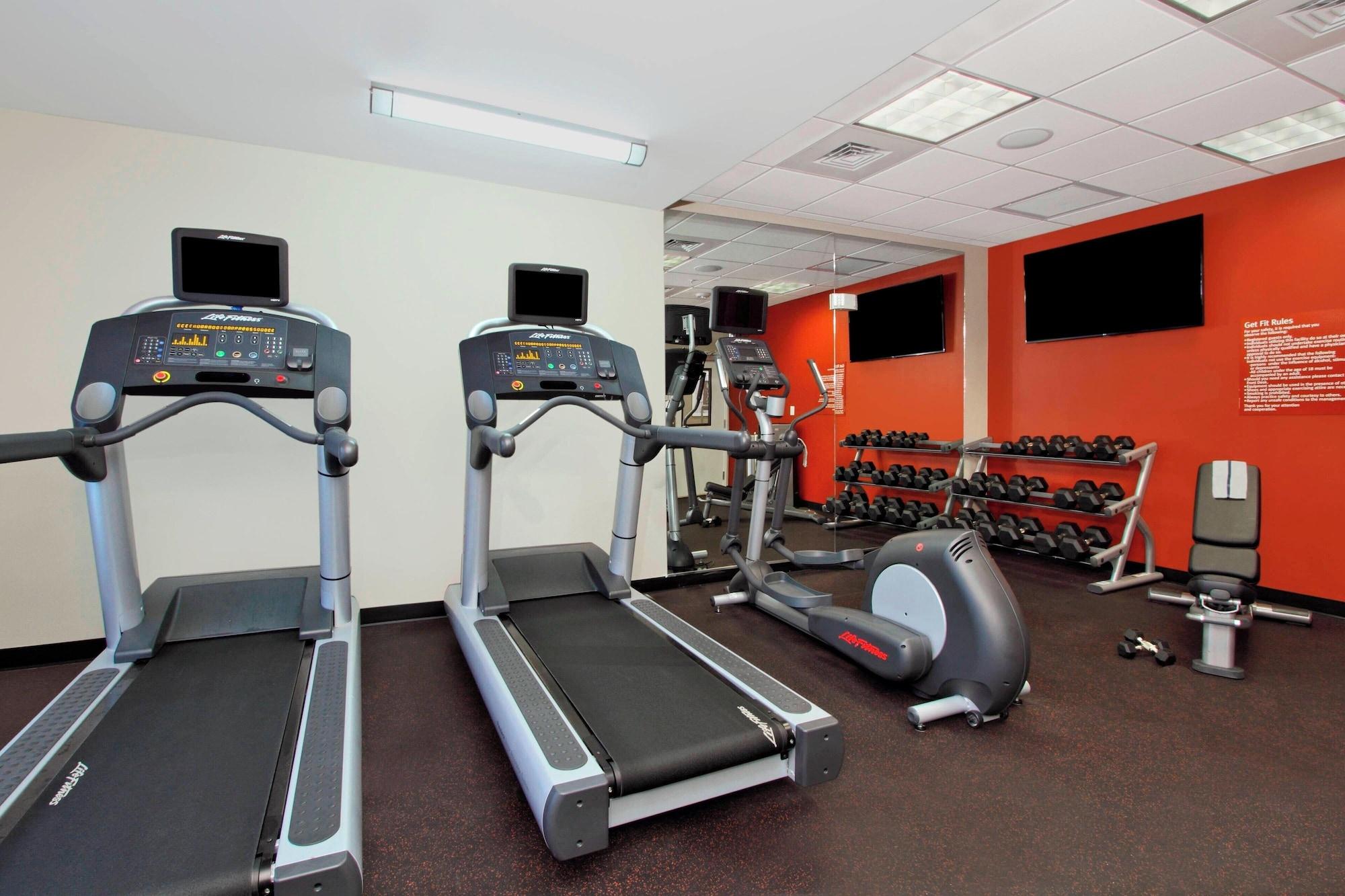 Gimnasio TownePlace Suites New Orleans Harvey/West Bank
