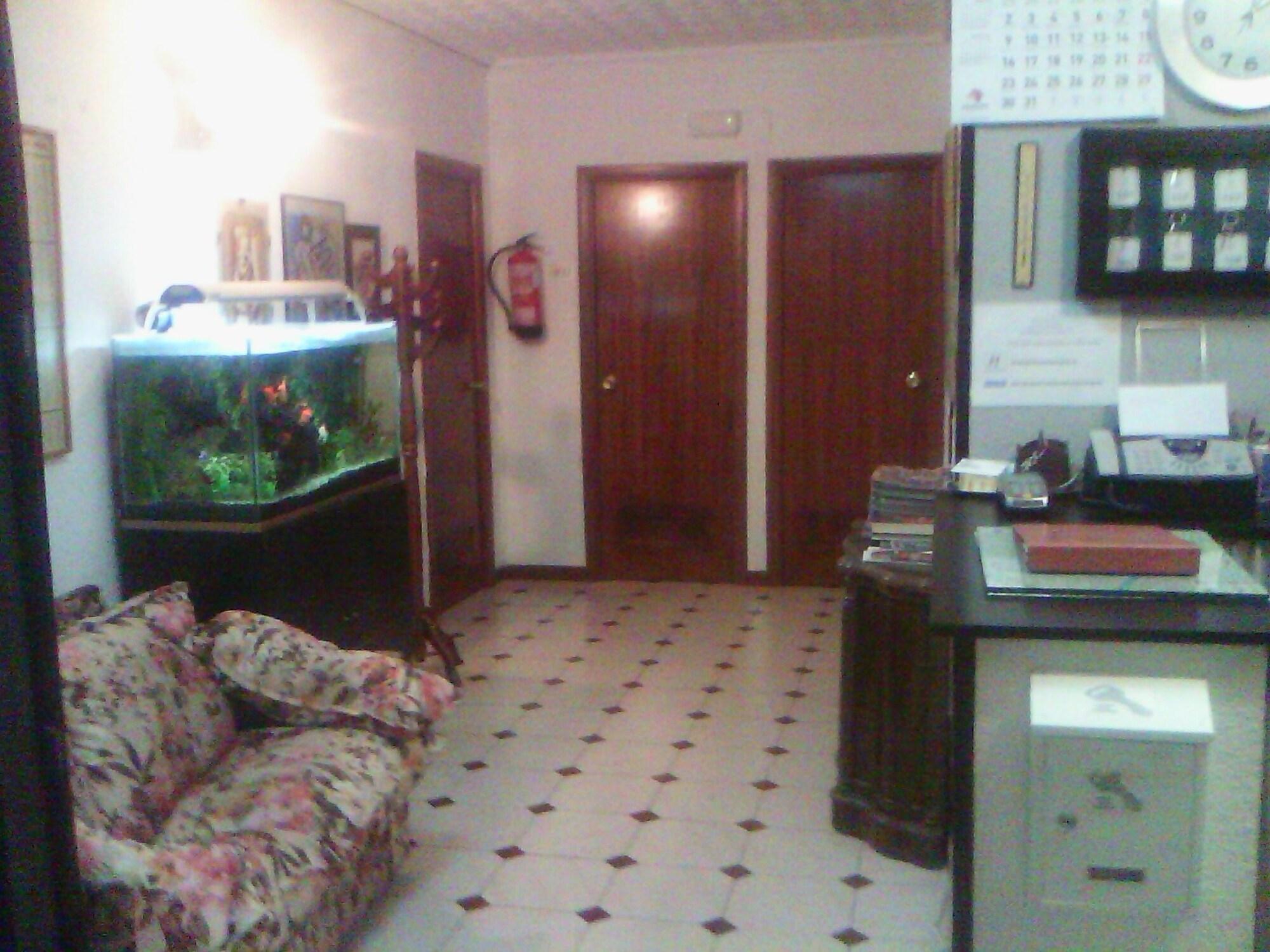 Vista Exterior Hostal Central