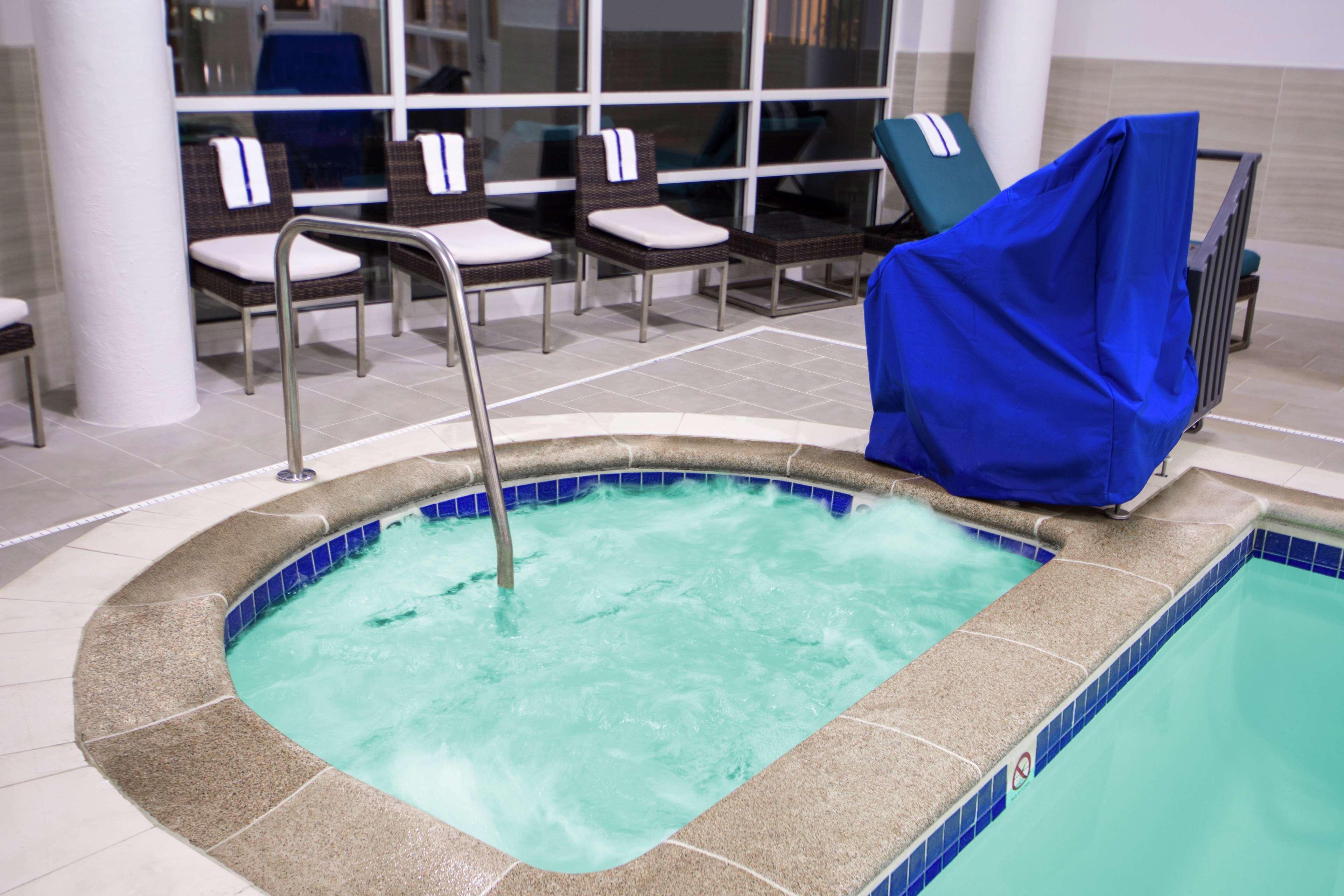Instalaciones Recreativas Hilton Garden Inn Independence
