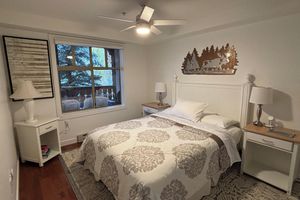 Alquiler Vacacional - Gorgeous fully renovated 2br/2b condo ski in/out in Solitude