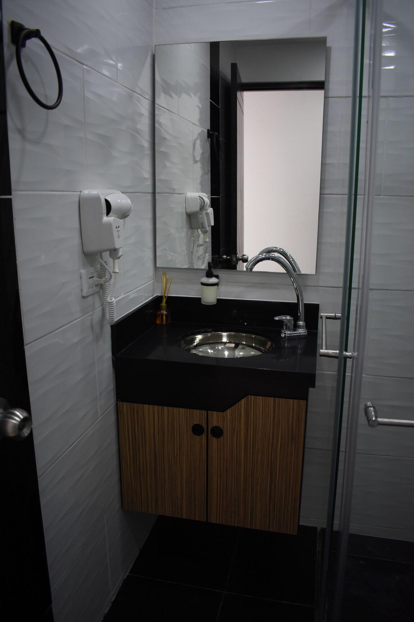 Equipamiento de Habitación Cra. 81 No. 37d - 17