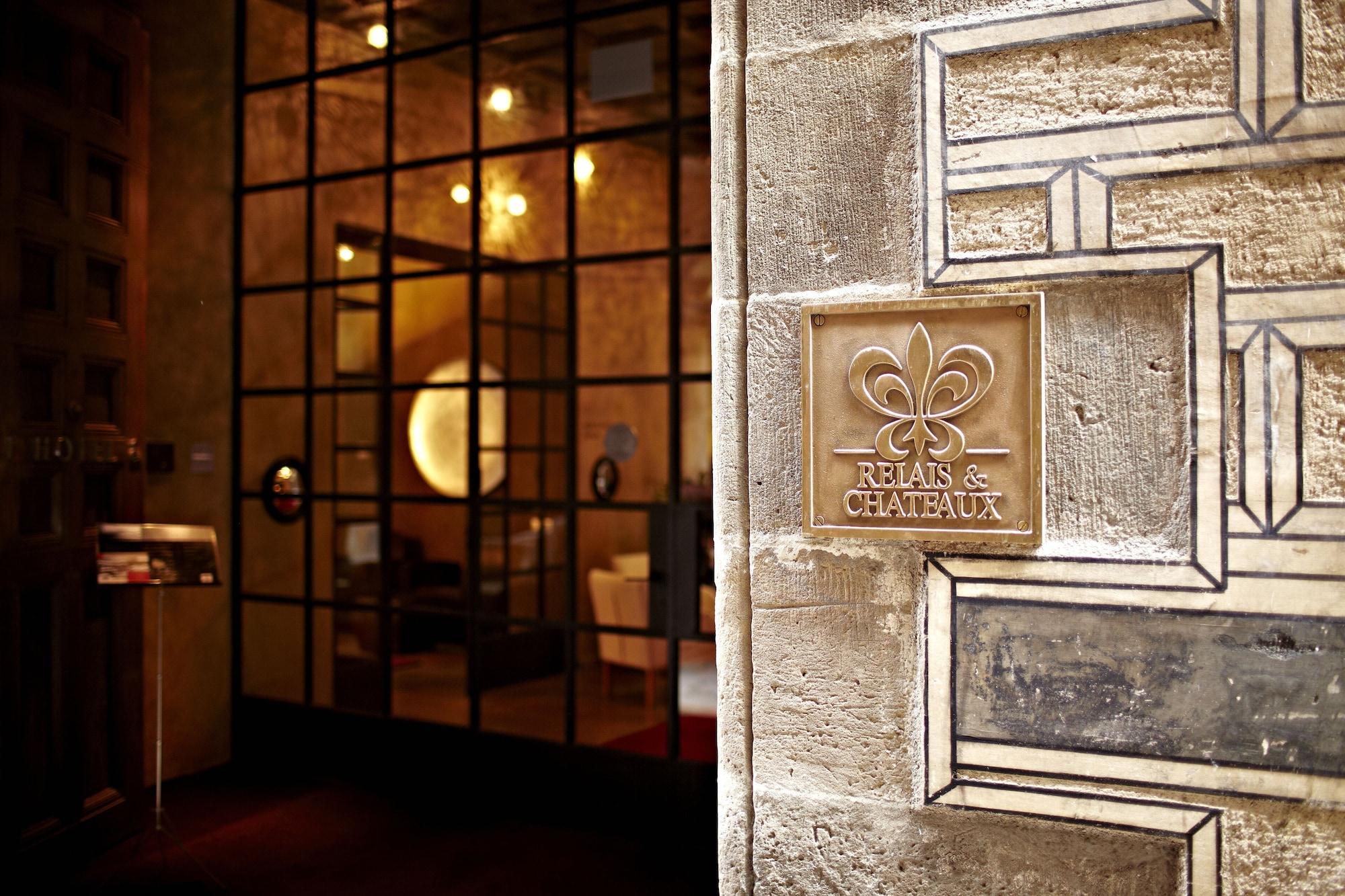 Vista Exterior Hotel Neri Relais & Chateaux